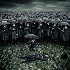 NIHILISMO E IDENTIDAD