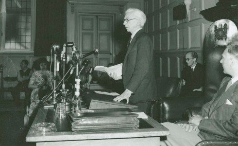 Manifiesto Russell-Einstein