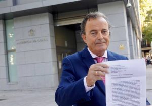 EL EXJUEZ PRESENCIA, A LA CÁRCEL POR RIESGO DE FUGA