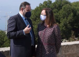 LAS MASCARILLAS, EL MIEDO Y LOS AVIONES